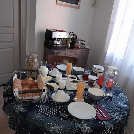 Bed & Breakfast La Pause Sous Le Pin D'hotes