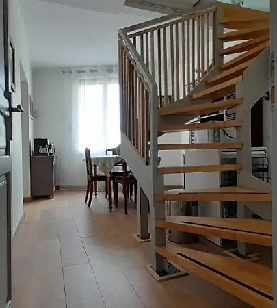 Bed & Breakfast La Pause Sous Le Pin D'hotes 3*